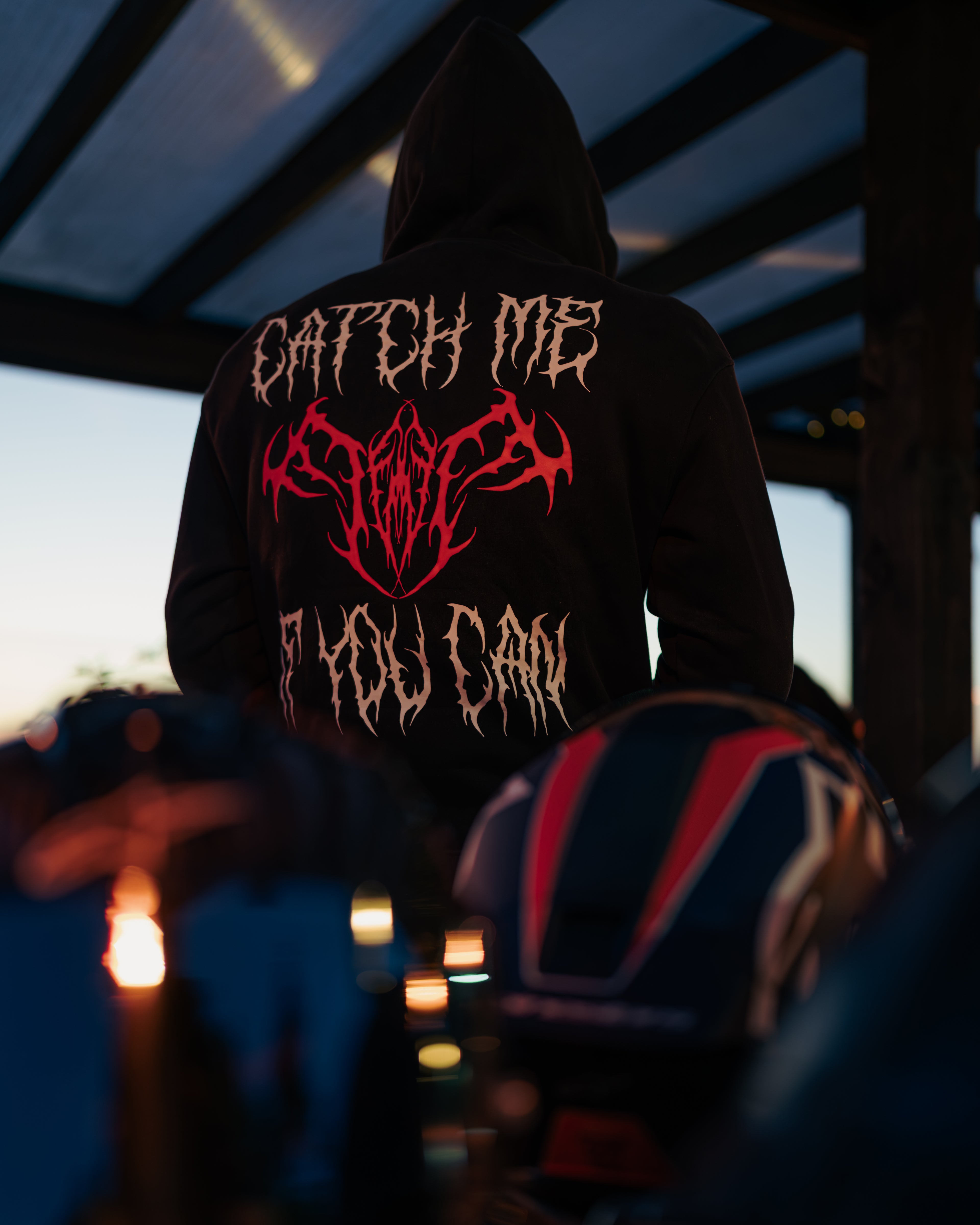 'CATCH ME IF YOU CAN' Pullover Hoodie (Black)