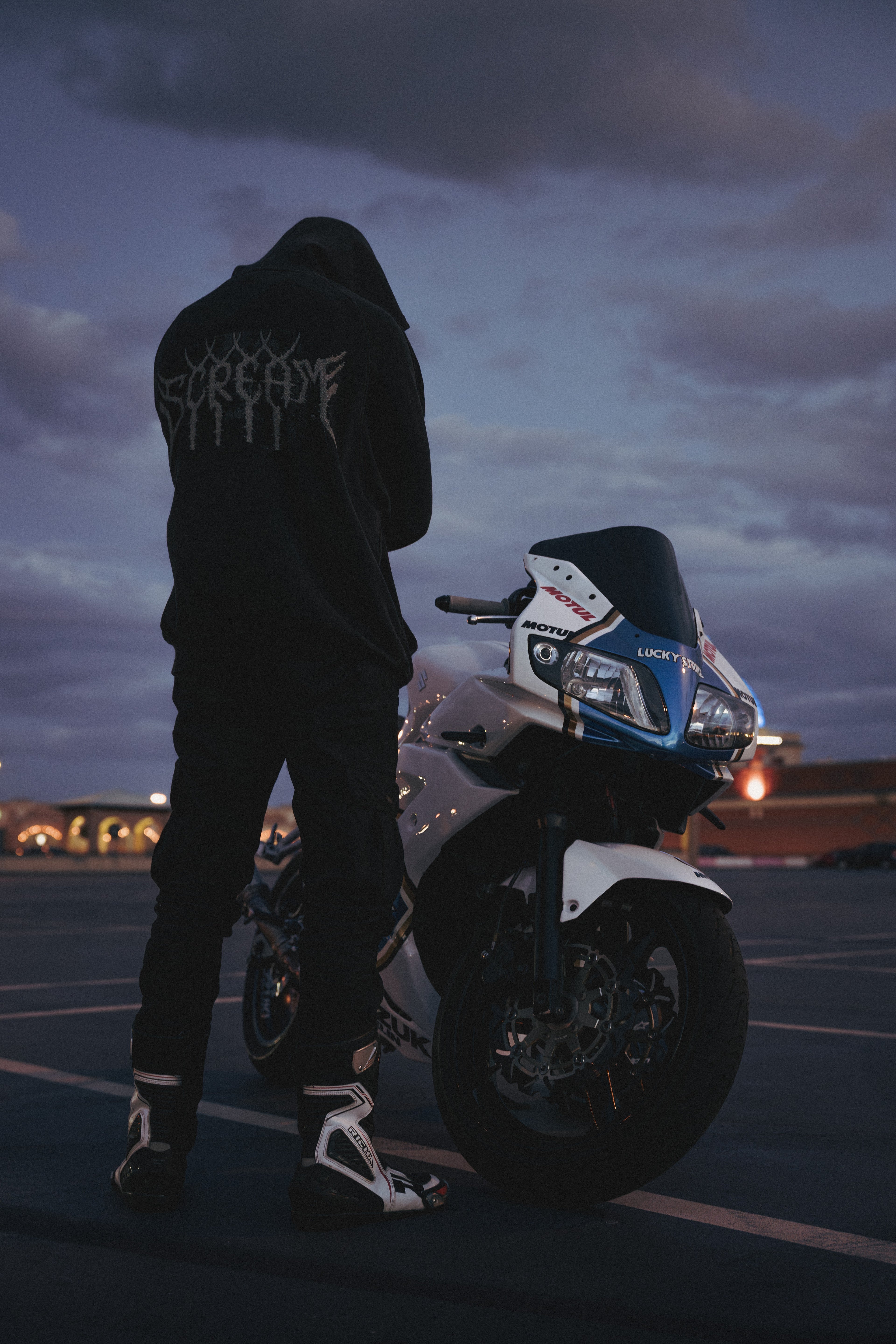 'SCREAM' Gothic Washed Pullover Hoodie